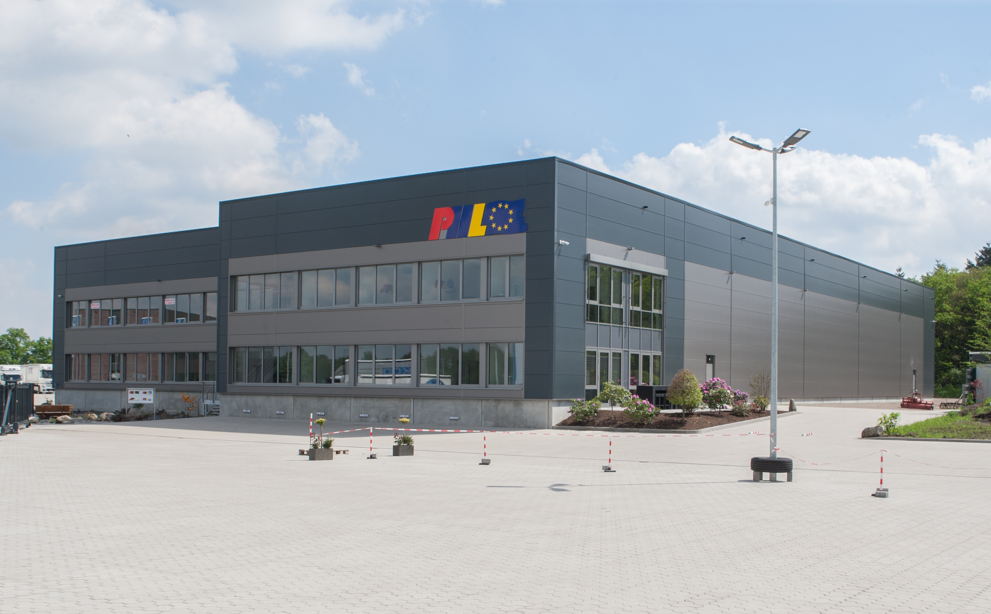PHL Logistik GmbH